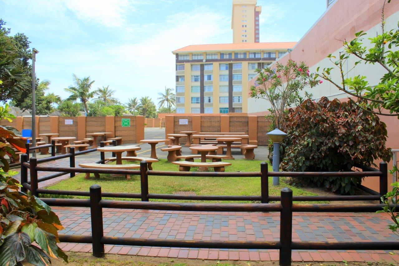 Sea Wave Holidays - Stella Maris Amanzimtoti Exterior photo